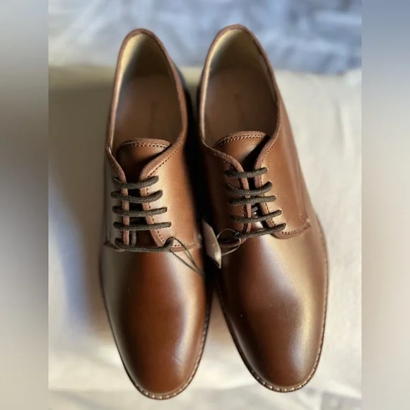 Banana Republic | Shoes | Banana Republic Dress Shoes | Poshmark display picture 1